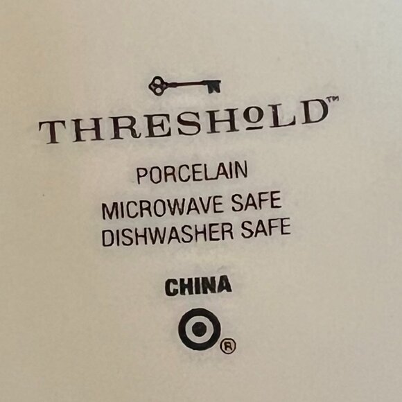 Threshold LIKE A BOSS Porcelain Mug w/ Metallic Gold Lettering - Picture 9 of 9